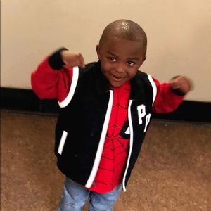 Meet your Posher, Cory